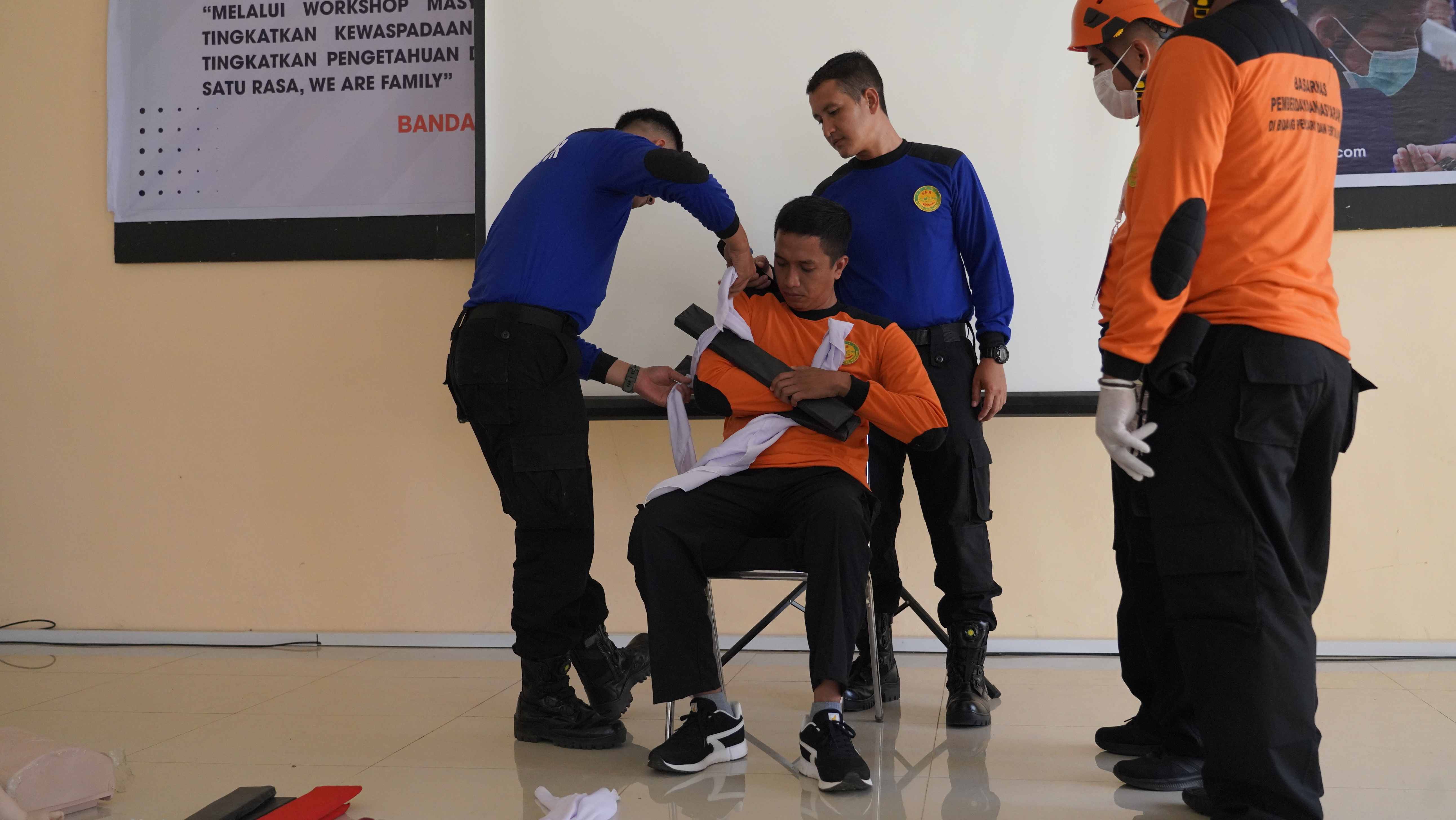 Tingkatkan Kewaspadaan Dini dari Dampak Bencana, Basarnas Padang Gelar Workshop Pemberdayaan Masyarakat Pencarian dan Pertolongan.