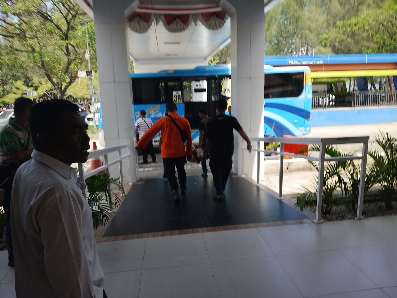 Kebakaran Kamar Mesin KM Aceh Hebat II, 15 Orang Dievakuasi ke Rumah Sakit